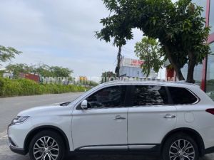 Xe Mitsubishi Outlander 2.4 CVT Premium 2018