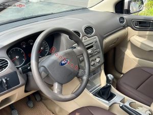 Xe Ford Focus 1.8 MT 2011
