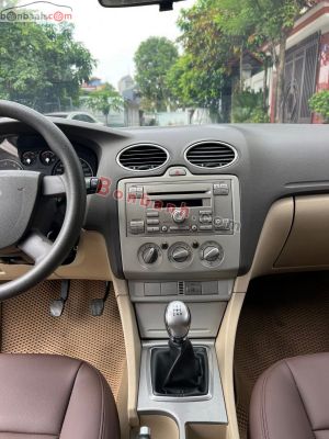Xe Ford Focus 1.8 MT 2011