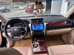 Xe Toyota Camry 2.0E 2013