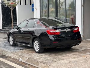 Xe Toyota Camry 2.0E 2013