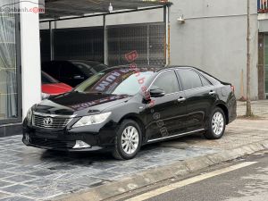Xe Toyota Camry 2.0E 2013
