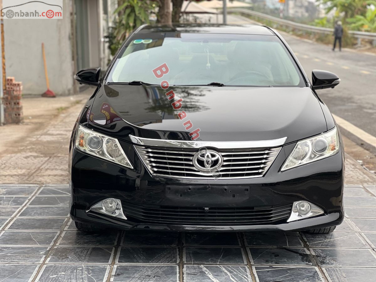 Toyota Camry 2.0E 2013