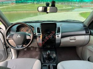 Xe Mitsubishi Pajero Sport D 4x2 MT 2017