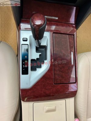 Xe Toyota Camry 2.0E 2013