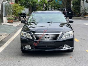 Xe Toyota Camry 2.0E 2013