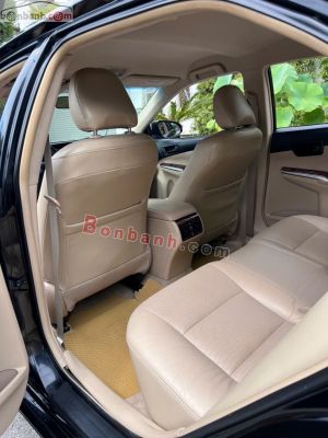 Xe Toyota Camry 2.0E 2013